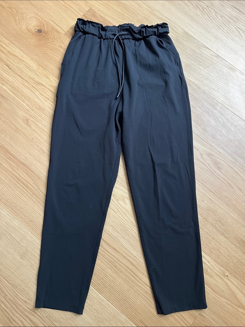 Lululemon Women’s Keep Moving Pant 7/8 High Rise Black Pants size 6